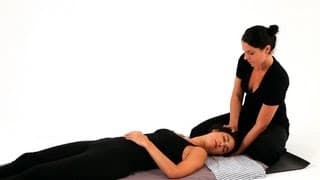 Professional Scalp Massage Technique — Salon Backwash